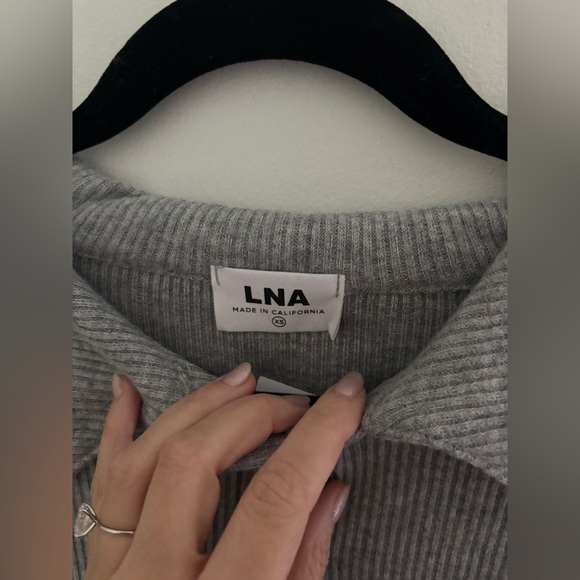 LNA Ribbed Marta Collared Top in Gray NWT - Picture 5 of 6